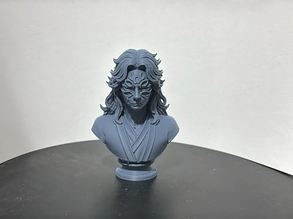 Kokushibo Busto