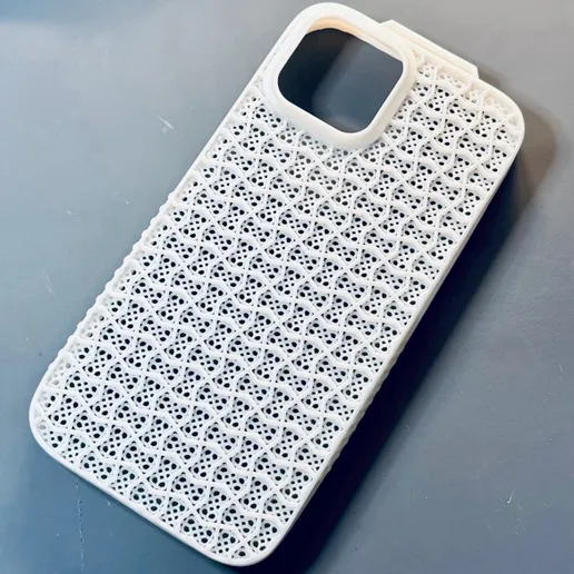 iPhone 15 Kılıf 4