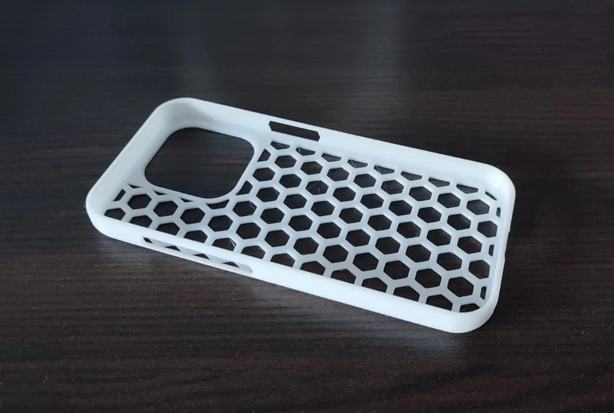iPhone 15 Pro Kılıf 3