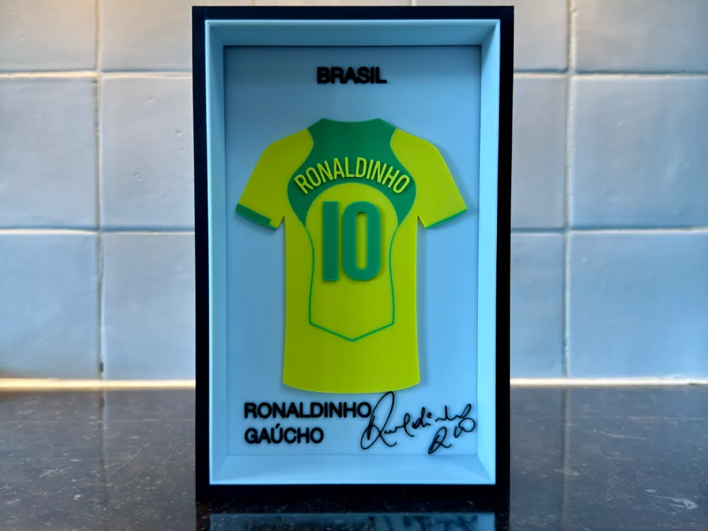 Marco Camiseta   Ronaldinho