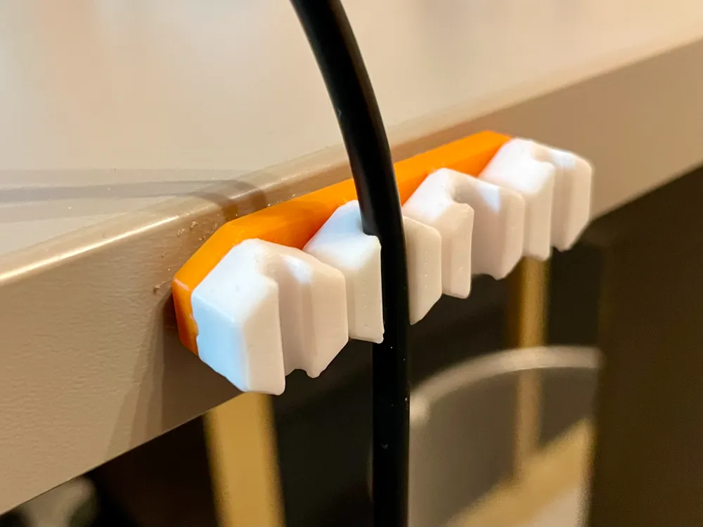 Organizador de Cables con Iman III