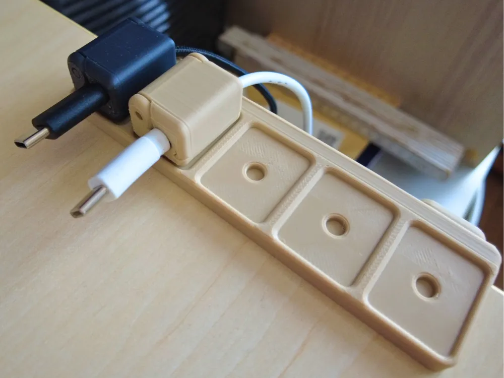 Organizador de Cables con Iman VI